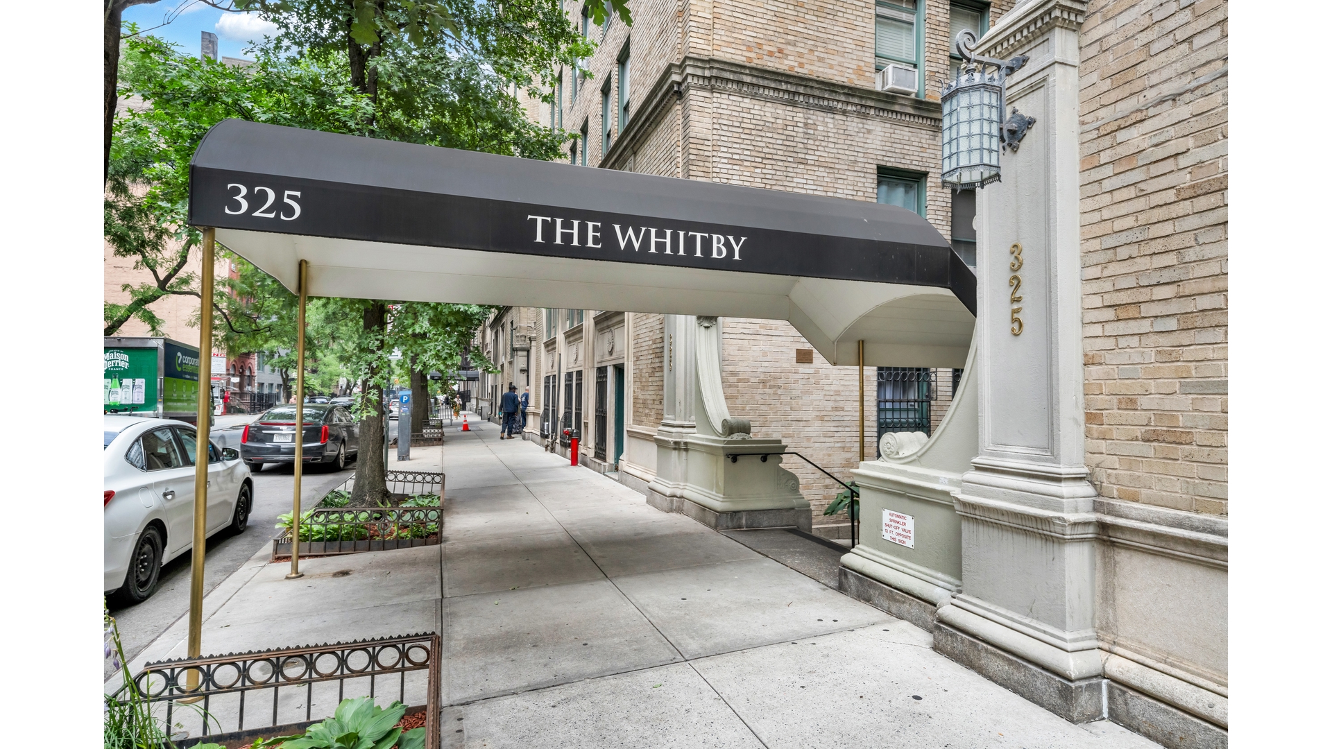 325 West 45th Street 312 Clinton New York NY 10036