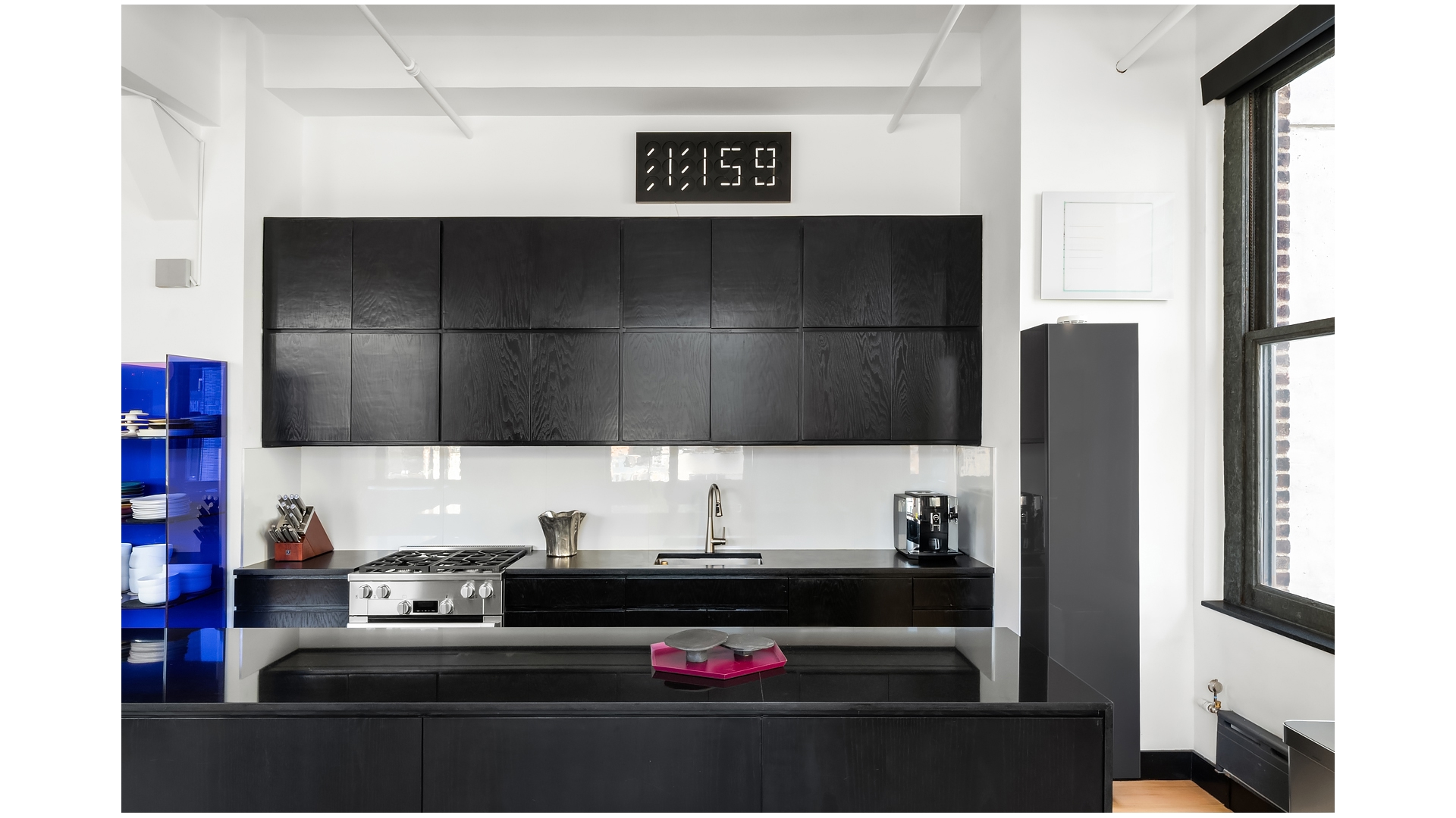 448 West 37th Street A9 Clinton New York NY 10018