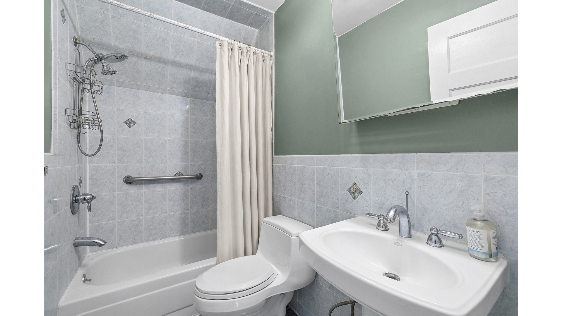 46 Slocum Crescent Forest Hills Gardens Queens NY 11375