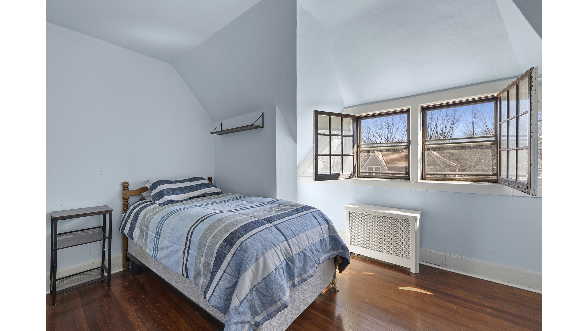 46 Slocum Crescent Forest Hills Gardens Queens NY 11375