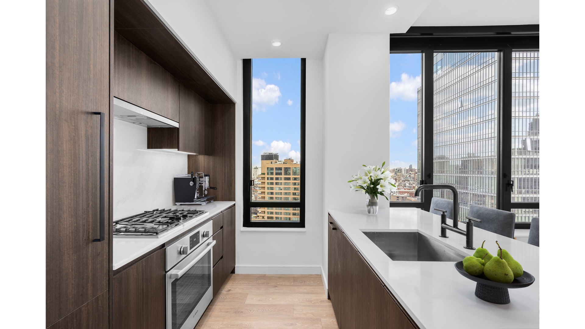 111 Varick Street 18A Soho New York NY 10013