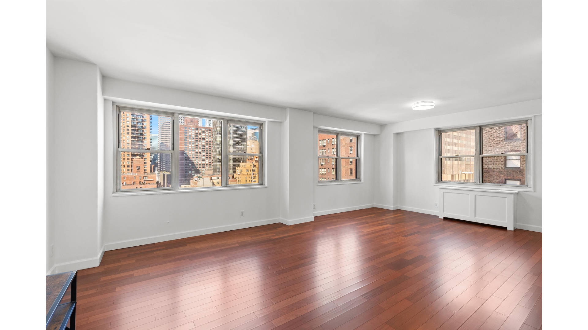 400 East 54th Street 15CD Sutton Place New York NY 10022