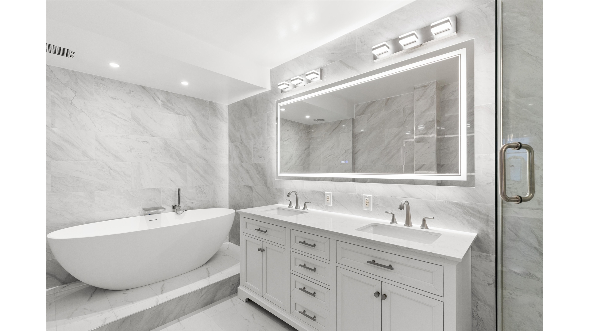 400 East 54th Street 15CD Sutton Place New York NY 10022