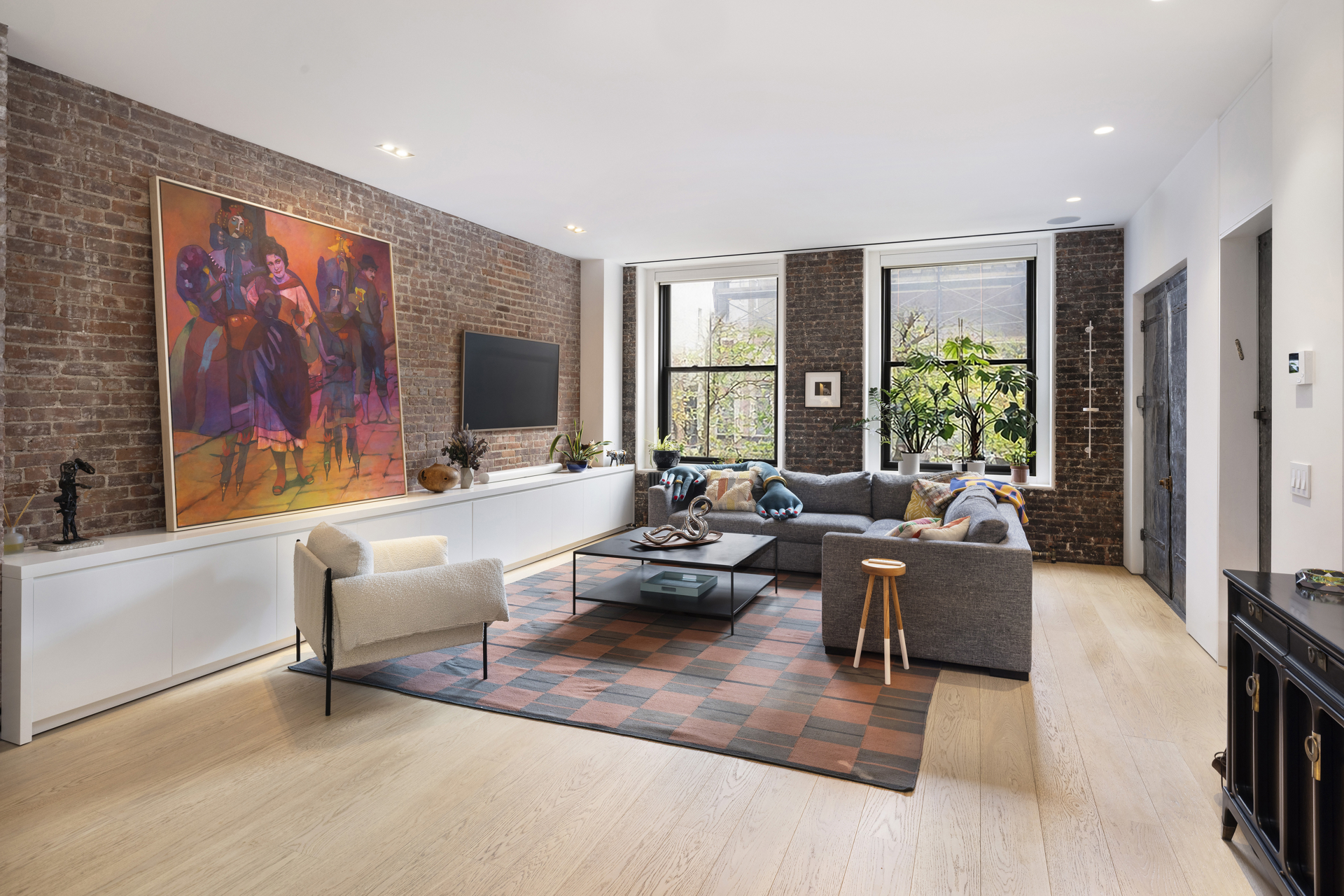 28 East 4th Street 3W Noho New York NY 10003