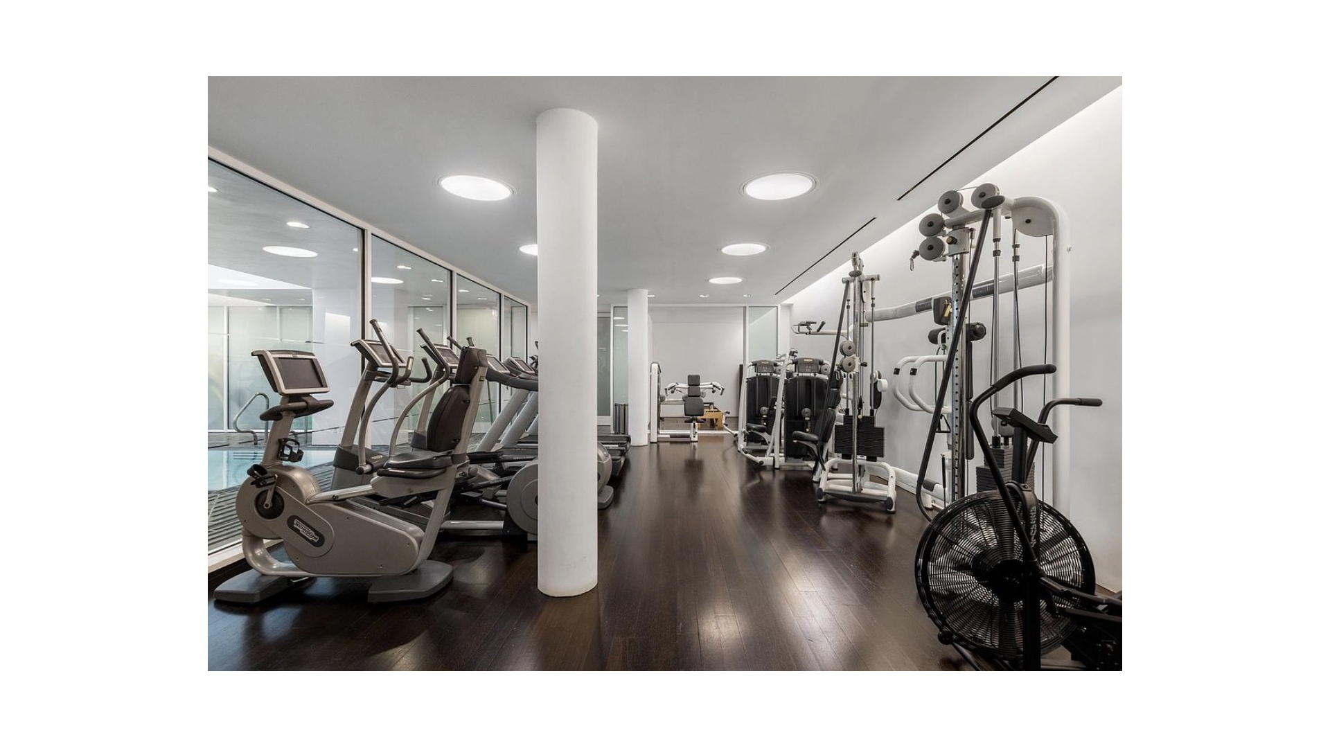 165 Charles Street 22 W. Greenwich Village New York NY 10014