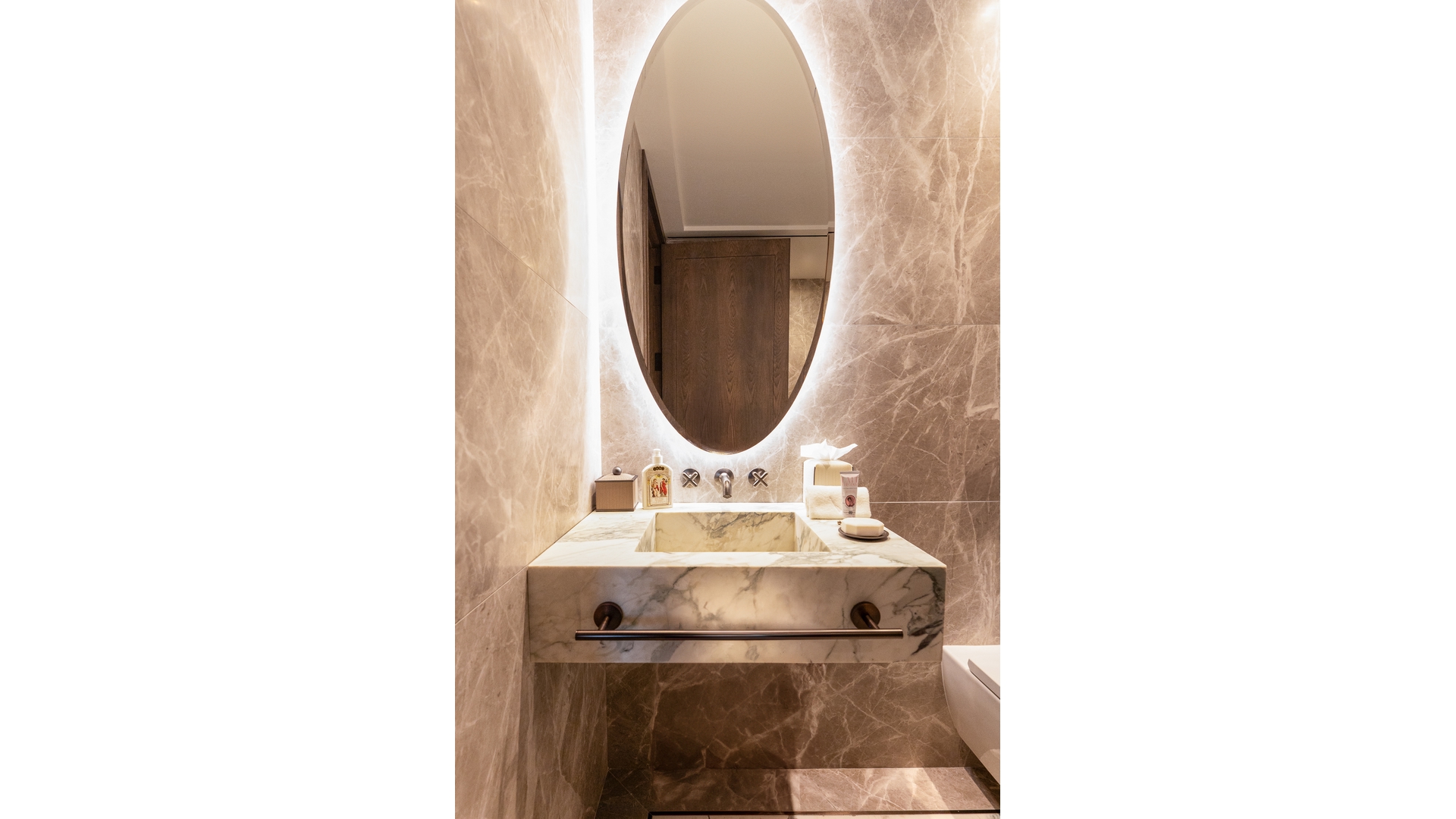 401 West Street 5B W. Greenwich Village New York NY 10014