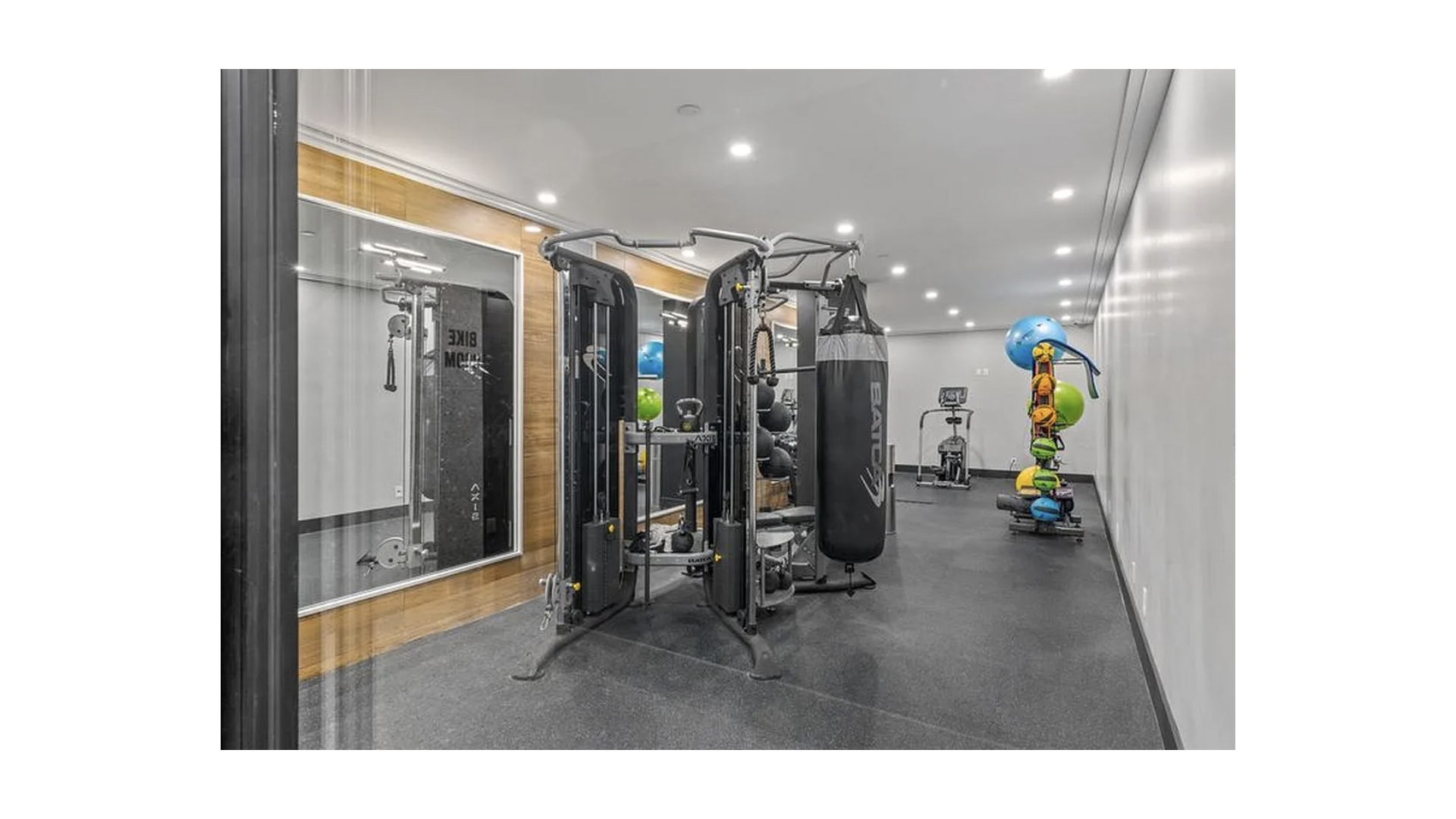 1042 President Street 5F Crown Heights Brooklyn NY 11225