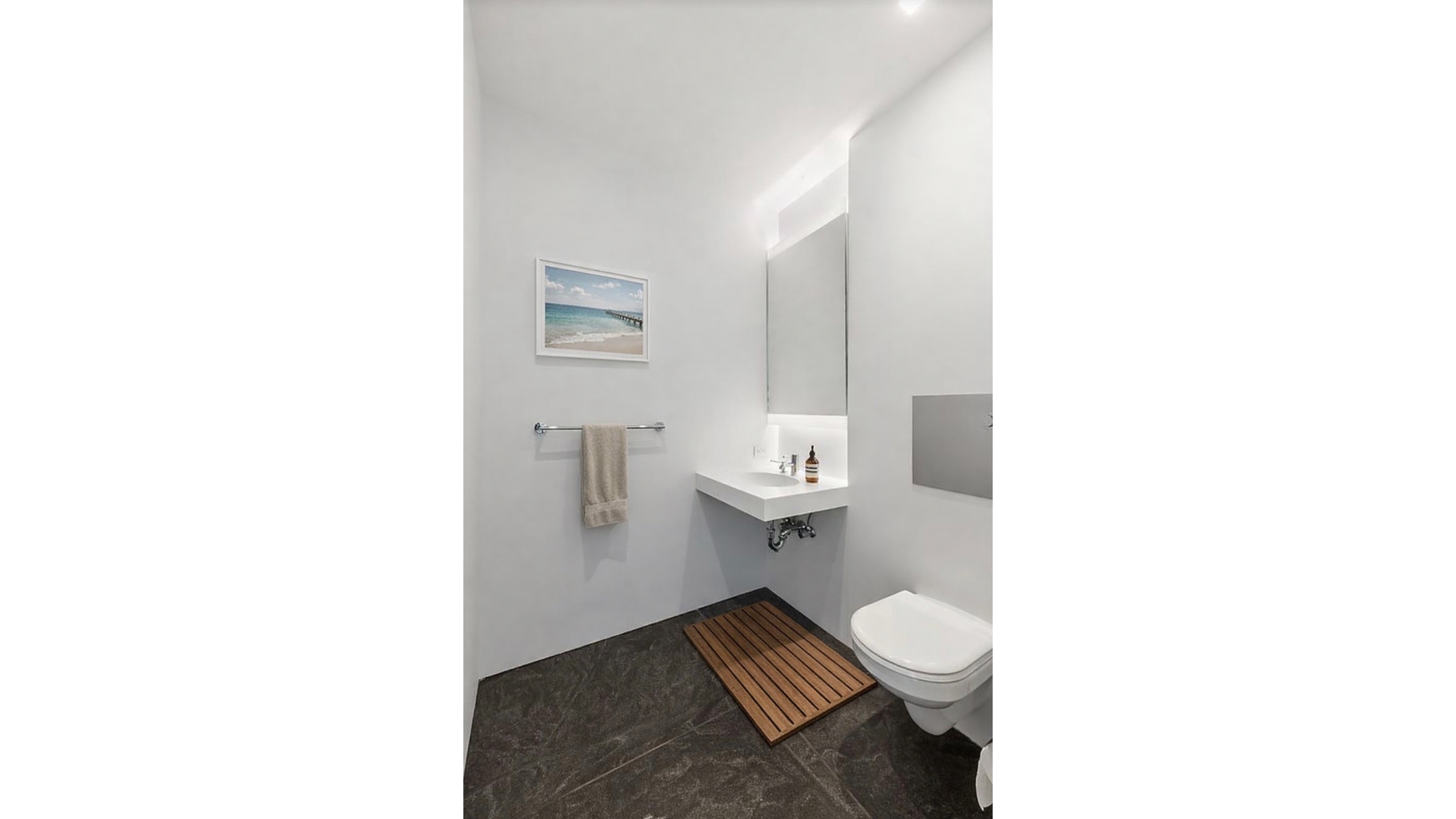 165 Charles Street 22 W. Greenwich Village New York NY 10014