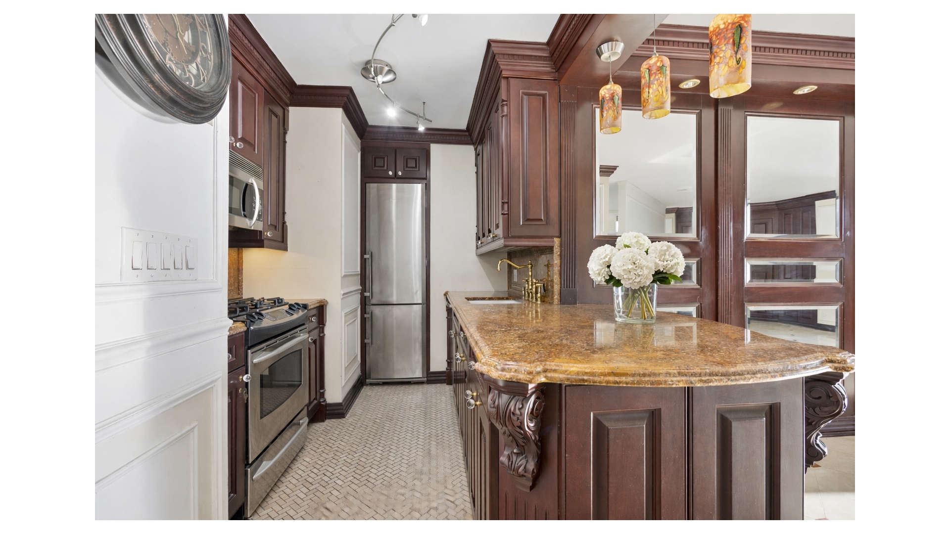 377 Rector Place 2A Battery Park City New York NY 10280