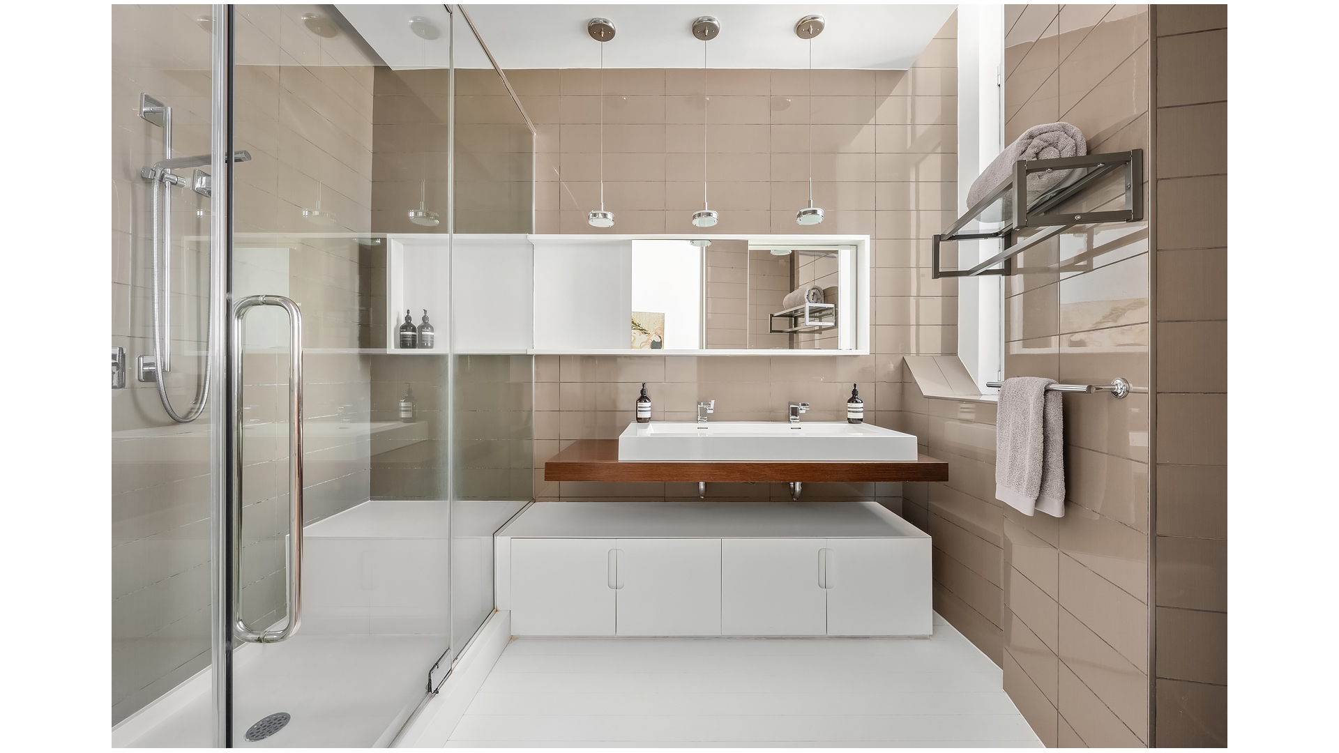 52 East 4th Street 7FLR E. Greenwich Village New York NY 10003