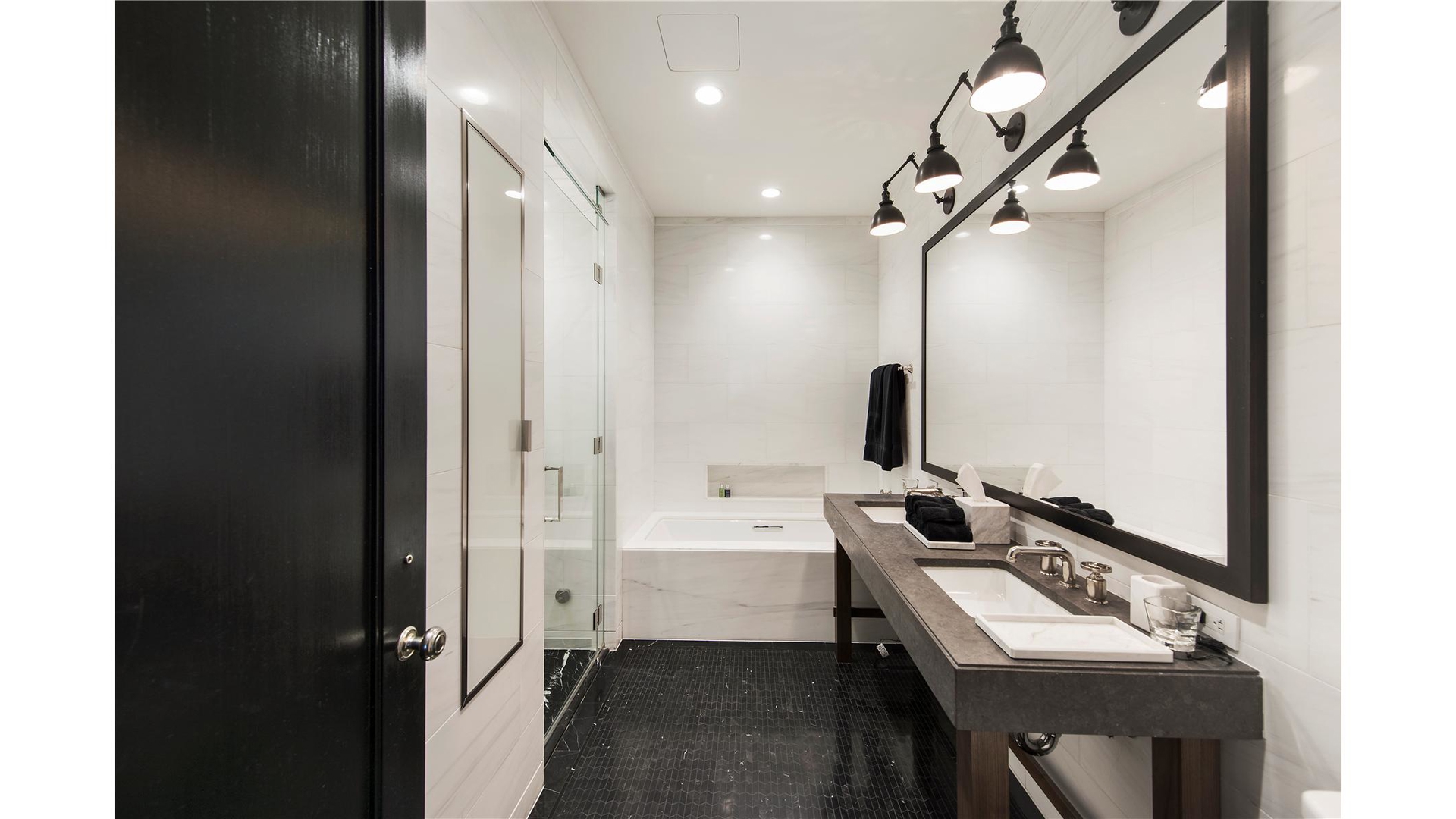 425 West 50th Street 12K Clinton New York NY 10019