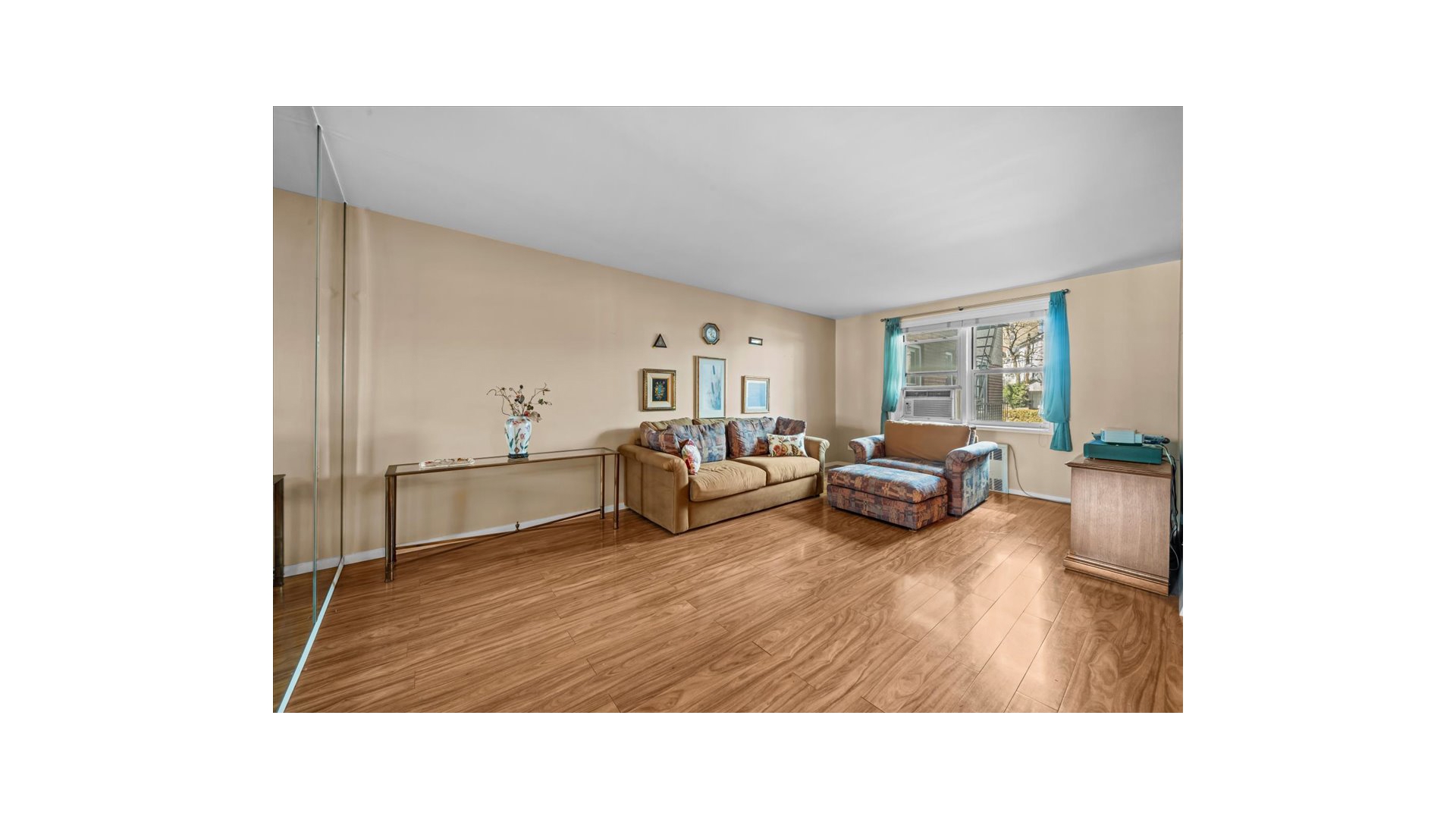 525 West 236th Street 3J Spuyten Duyvil Bronx NY 10463