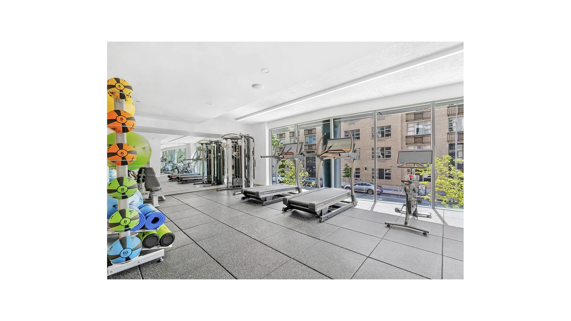 526 Union Avenue Brownsville Brooklyn NY 11211