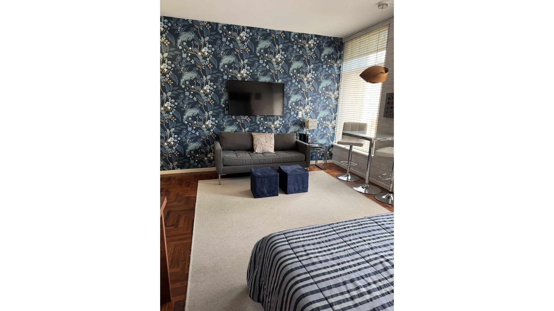 250 East 54th Street 17E Turtle Bay New York NY 10022