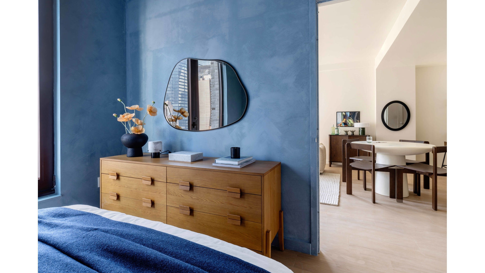 300 East 50th Street Turtle Bay New York NY 10022