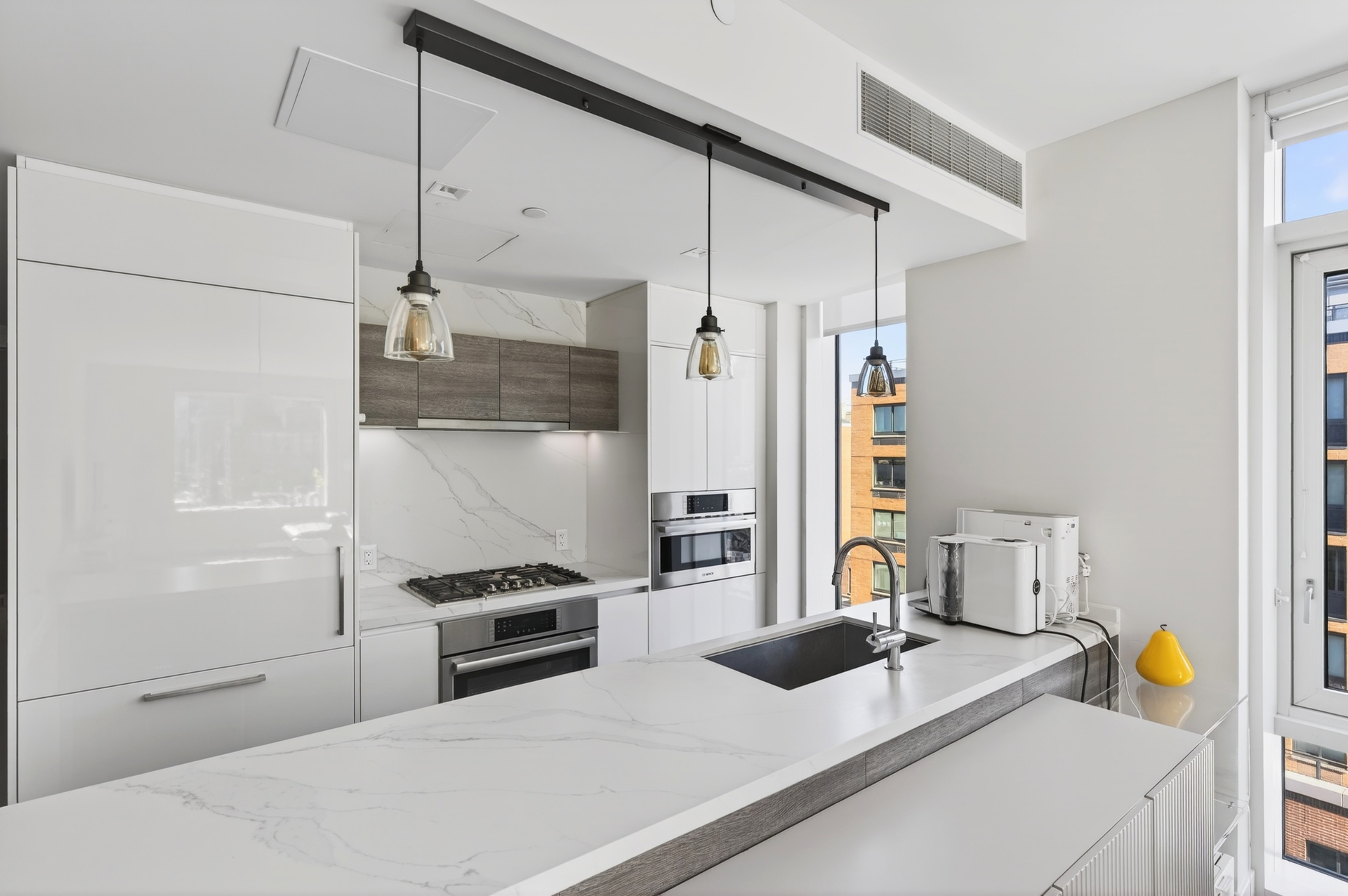 505 West 43rd Street 14A Clinton New York NY 10036