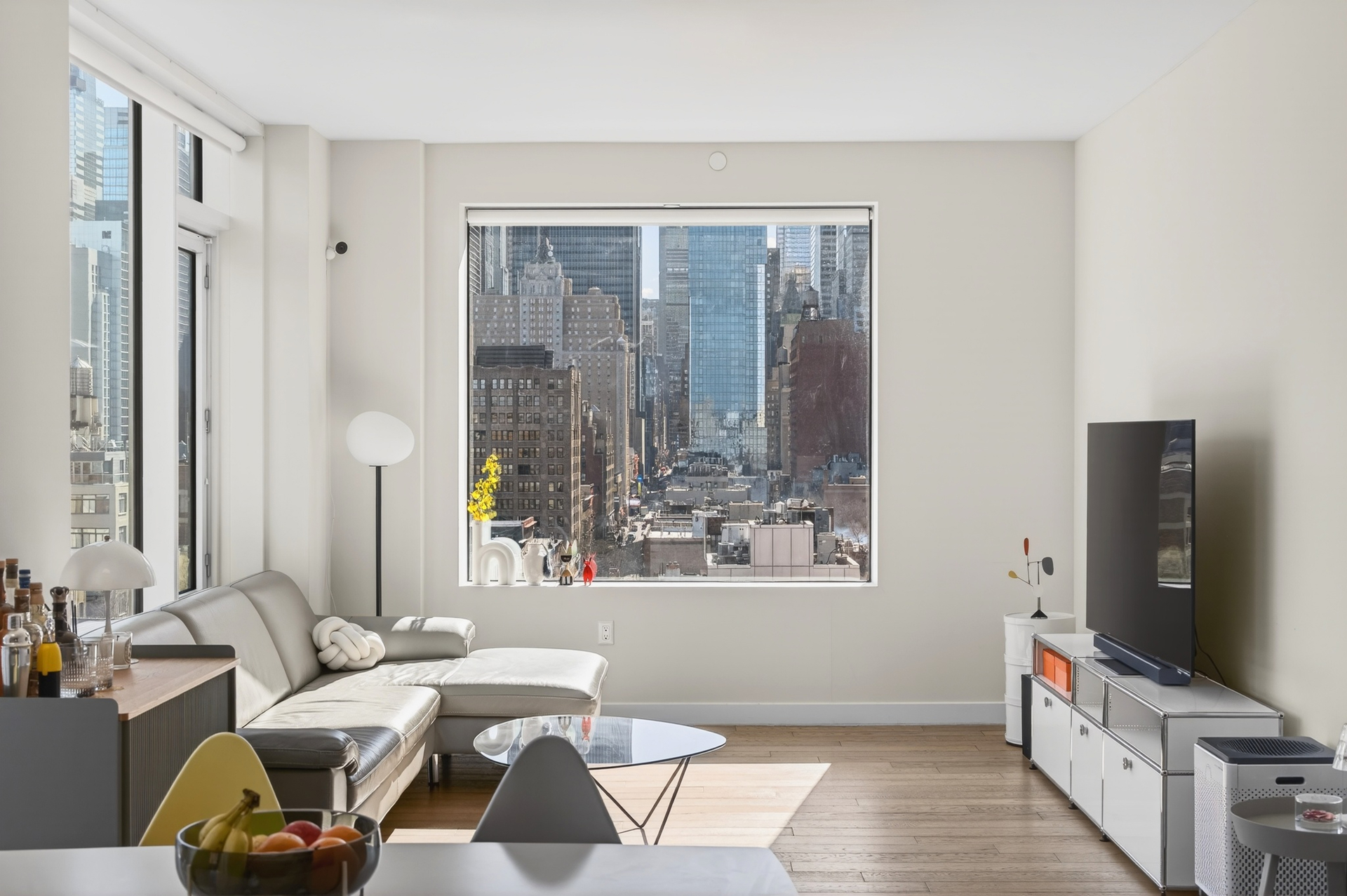 505 West 43rd Street 14A Clinton New York NY 10036