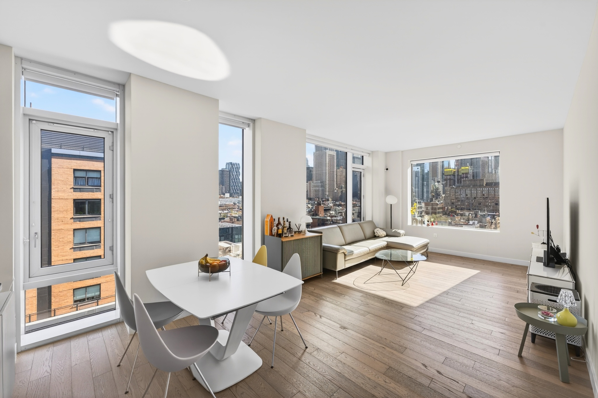 505 West 43rd Street 14A Clinton New York NY 10036