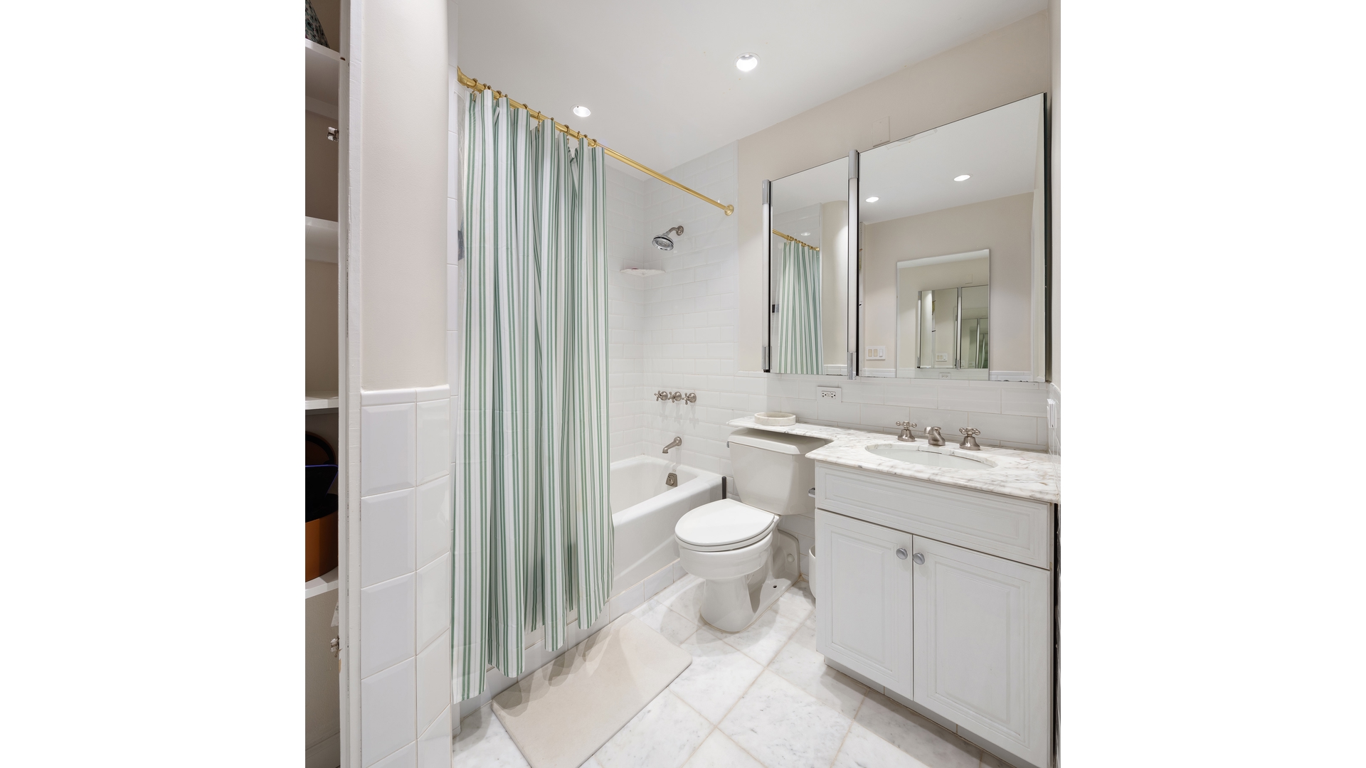 77 Bleecker Street 811 Greenwich Village New York NY 10012