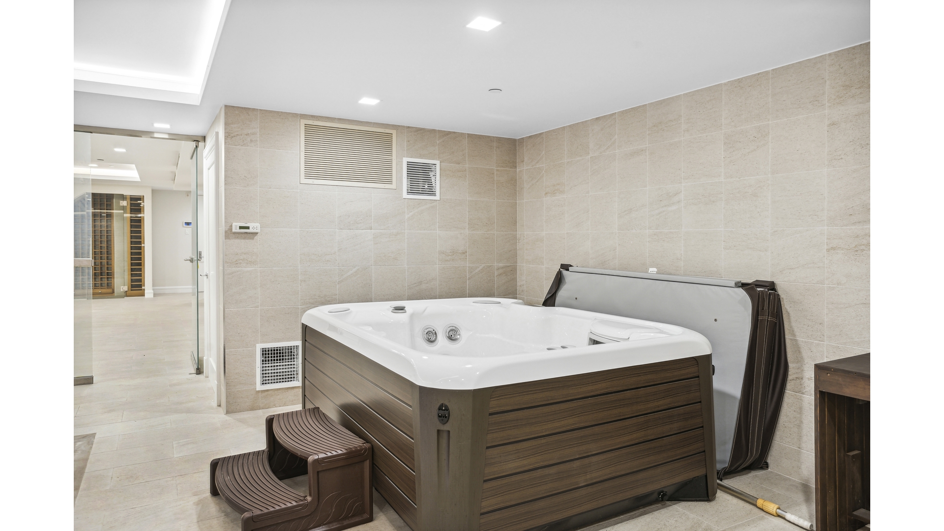 433 East 74th Street Upper East Side New York NY 10021