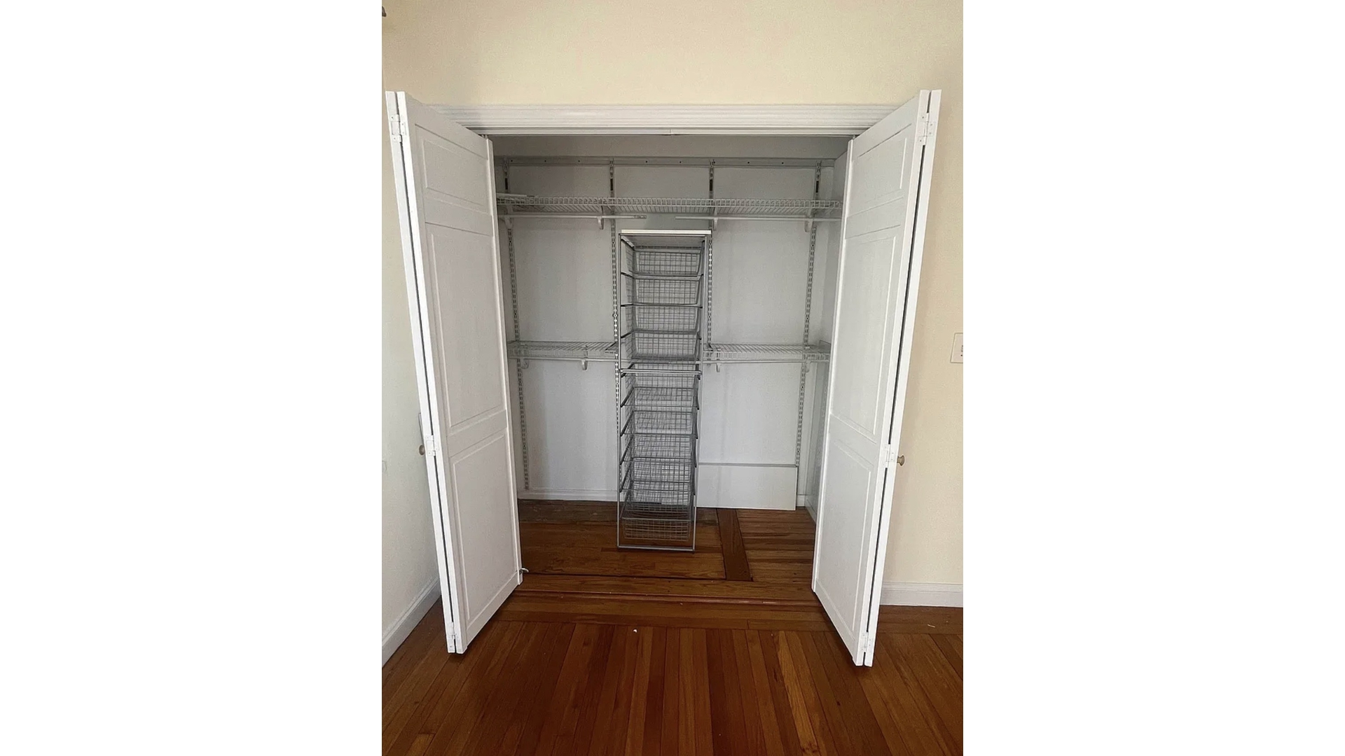 3015 Riverdale Avenue Riverdale Bronx NY 10463