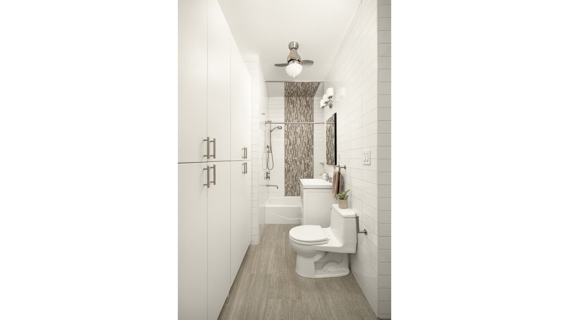 137 Riverside Drive 2DE/1CD Upper West Side New York NY 10024