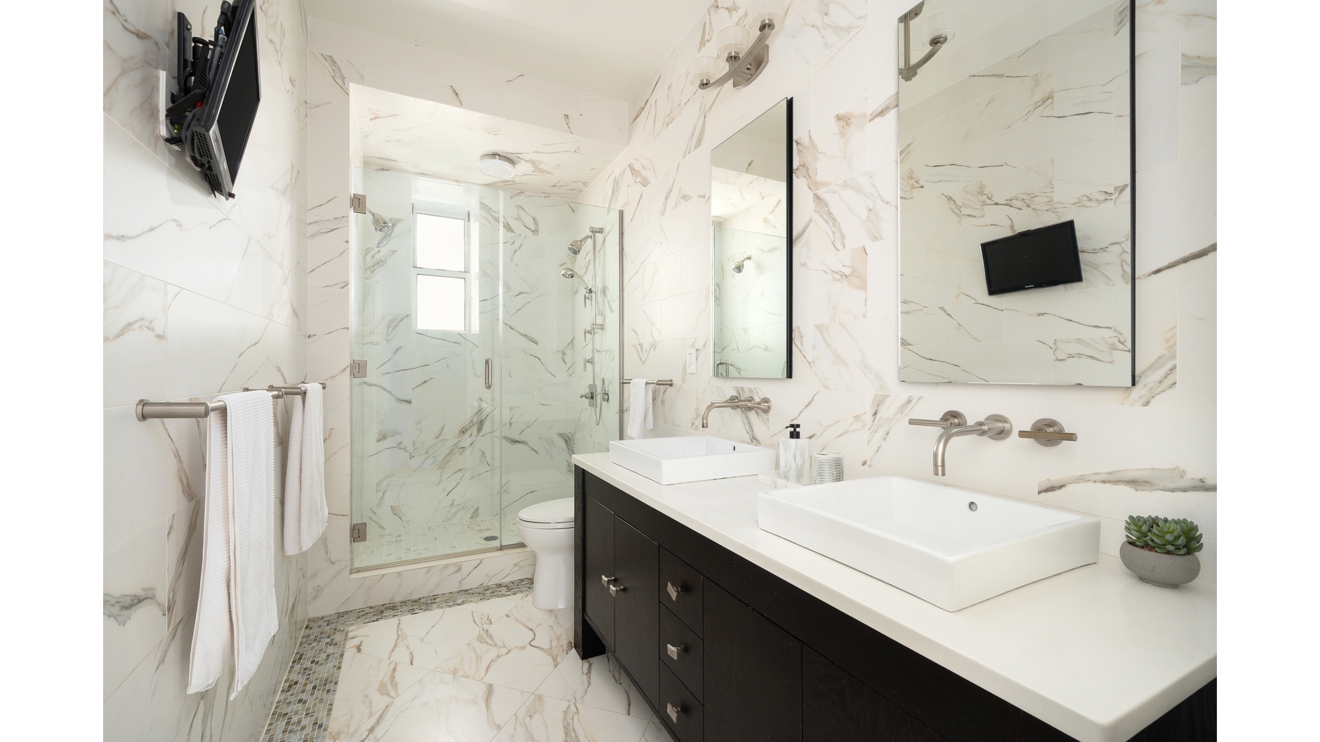 137 Riverside Drive 2DE/1CD Upper West Side New York NY 10024