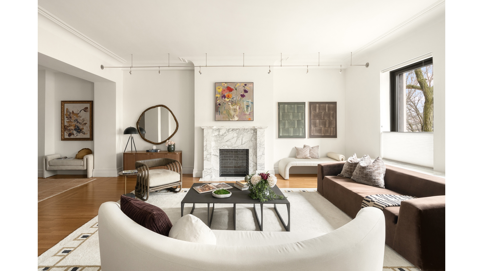 137 Riverside Drive 2DE/1CD Upper West Side New York NY 10024