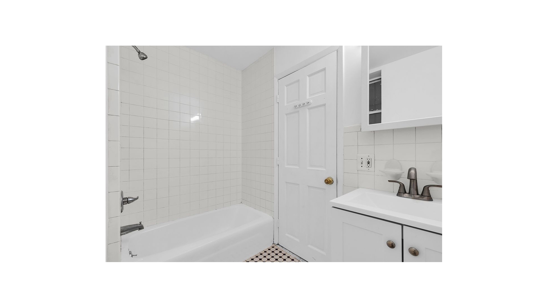 314 West 52nd Street Clinton New York NY 10019