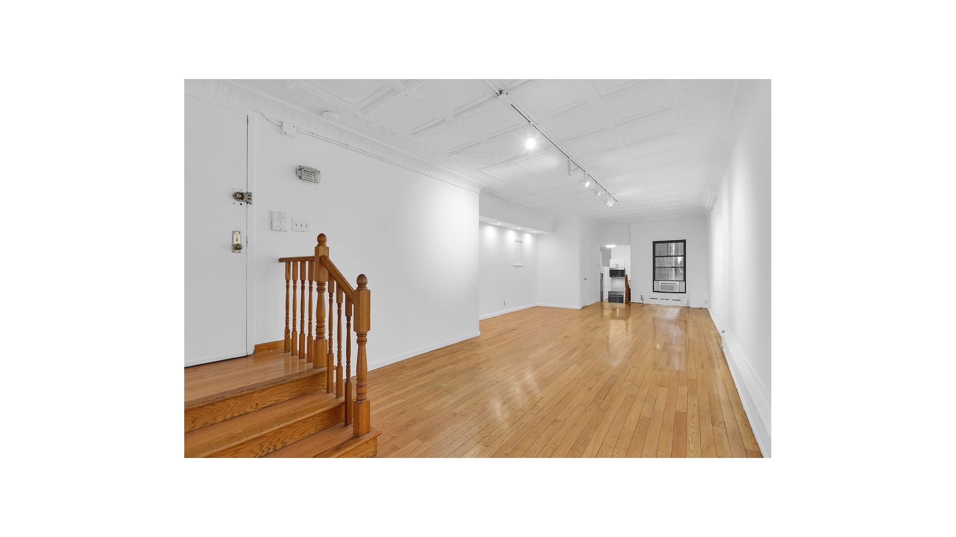 314 West 52nd Street Clinton New York NY 10019