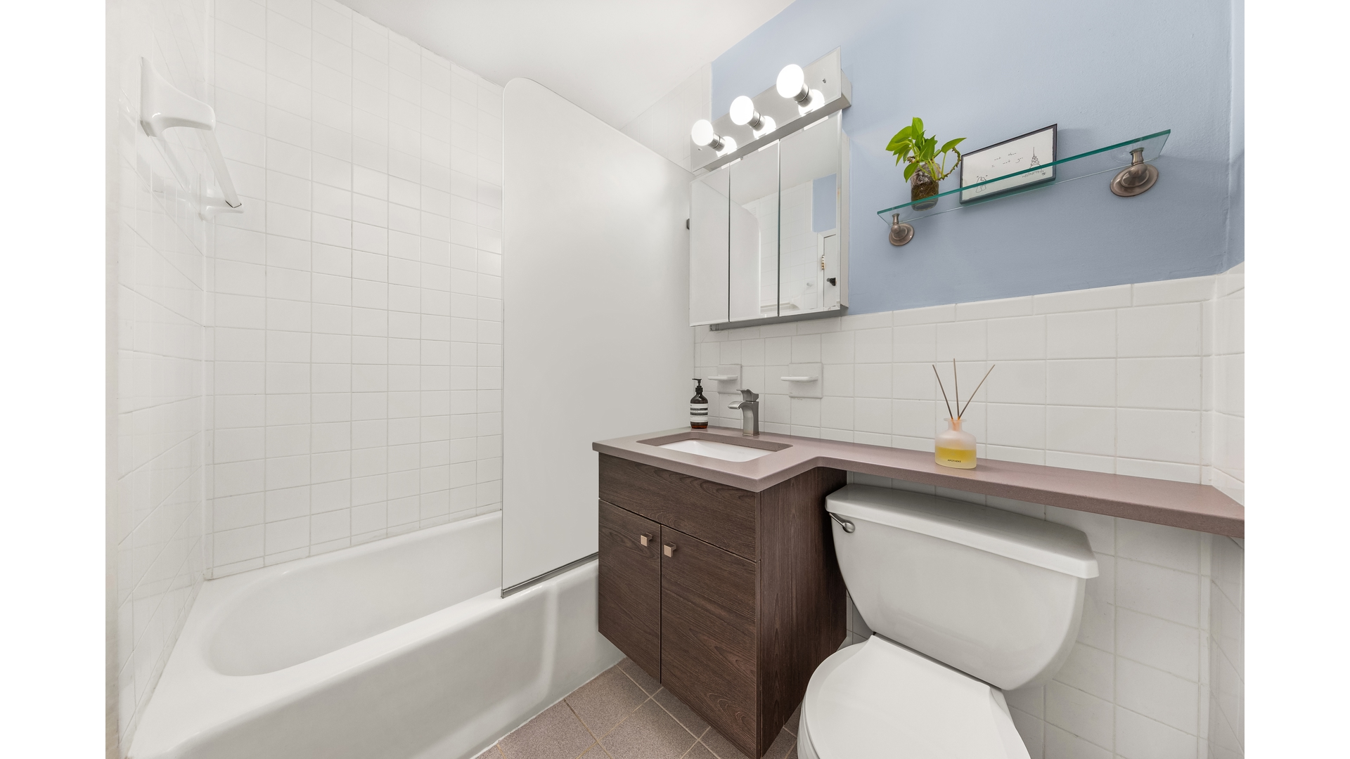 205 Third Avenue 17L Gramercy Park New York NY 10003