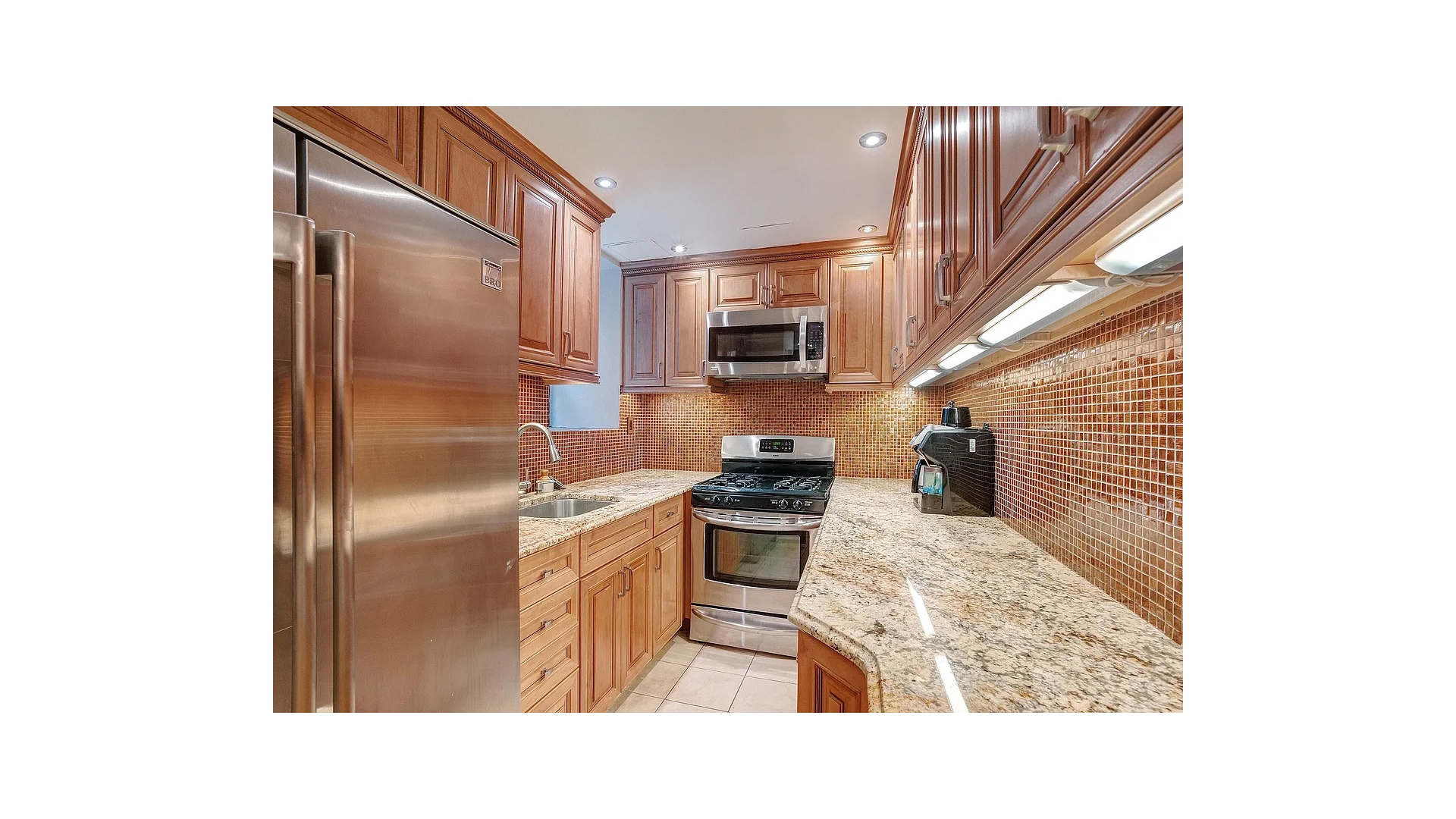 317 West 95th Street HG Upper West Side New York NY 10025