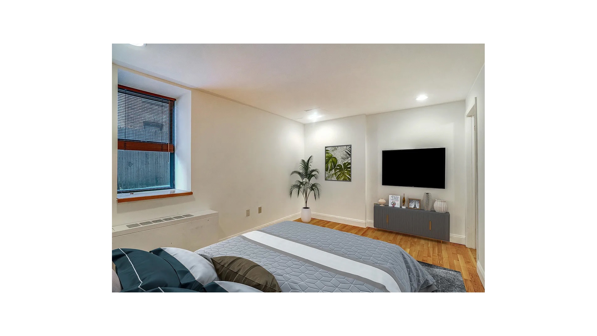 317 West 95th Street HG Upper West Side New York NY 10025