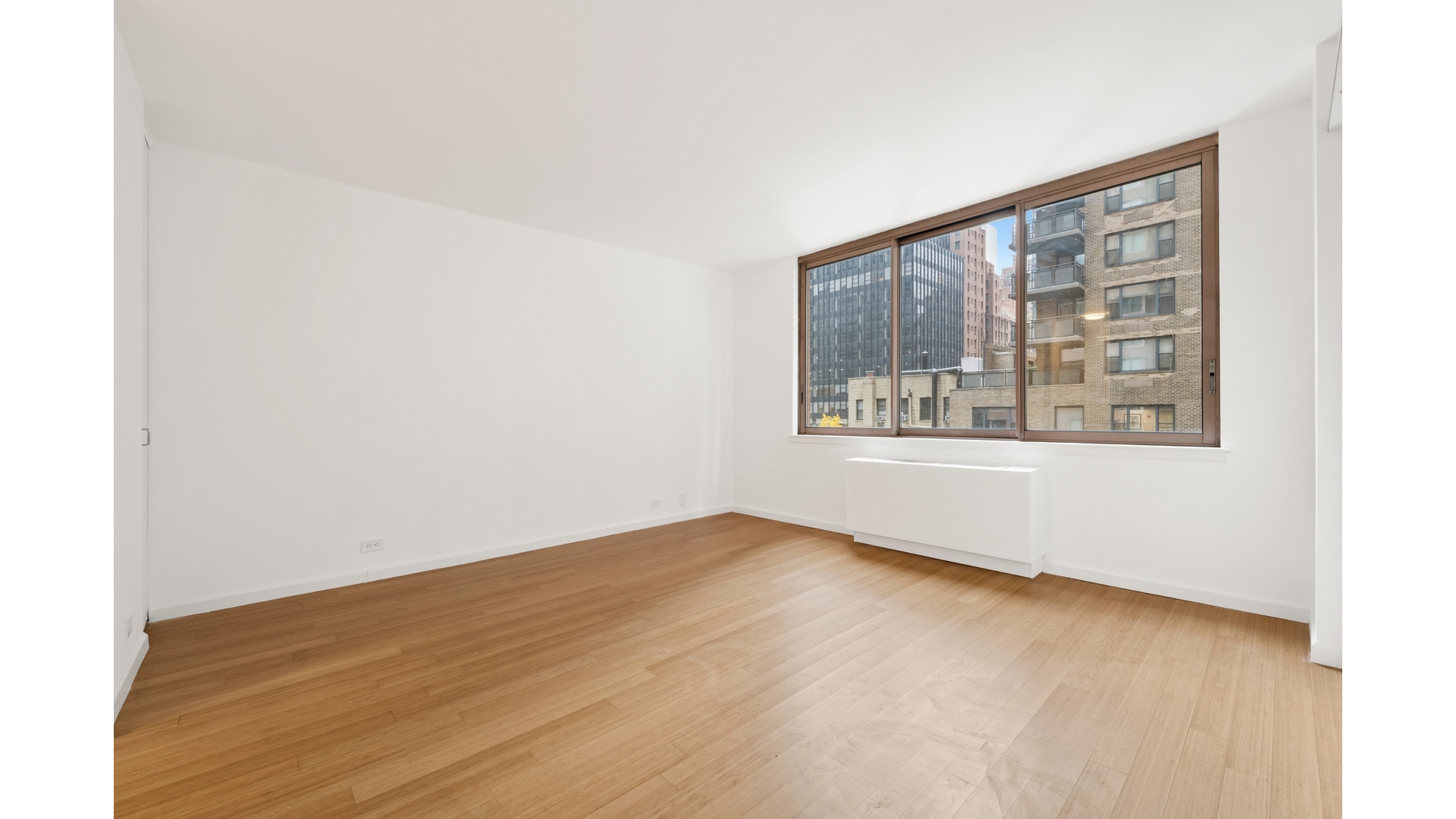 235 East 40th Street 4J Murray Hill New York NY 10016