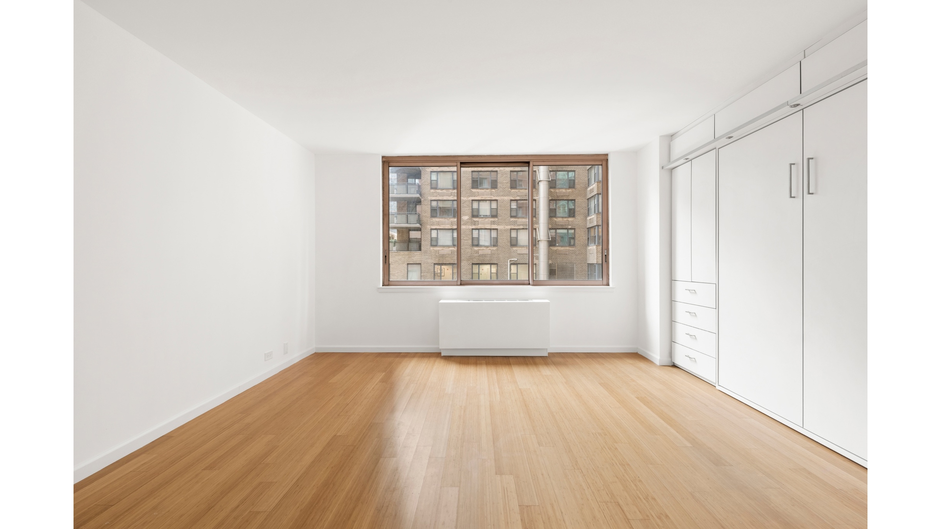 235 East 40th Street 4J Murray Hill New York NY 10016