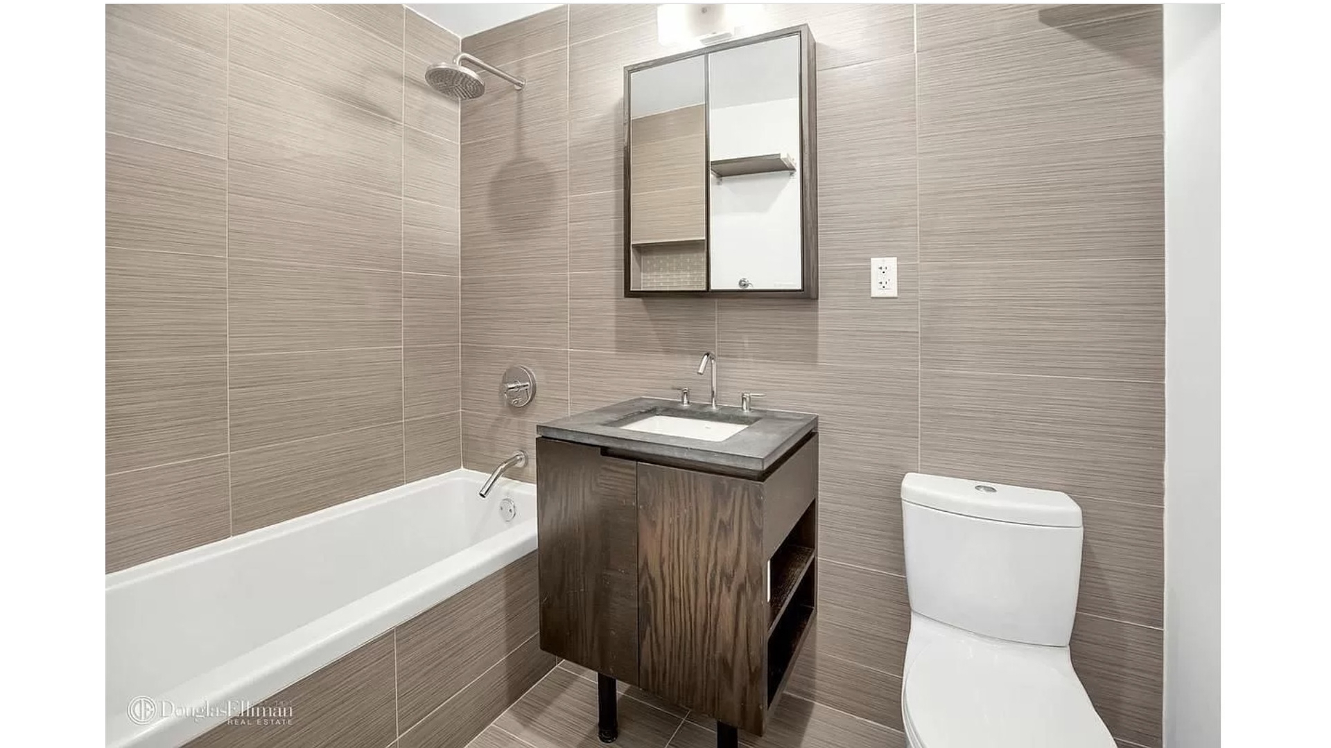 139 Skillman Avenue 6D East Williamsburg Brooklyn NY 11211