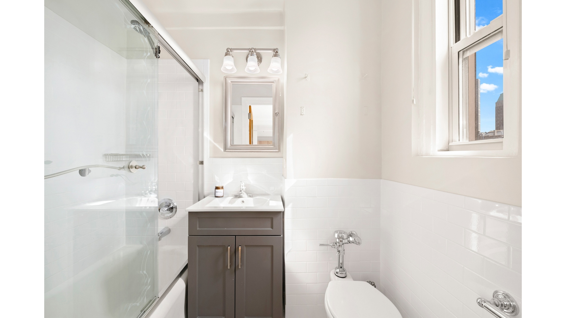 70 Remsen Street 8J Brooklyn Heights Brooklyn NY 11201