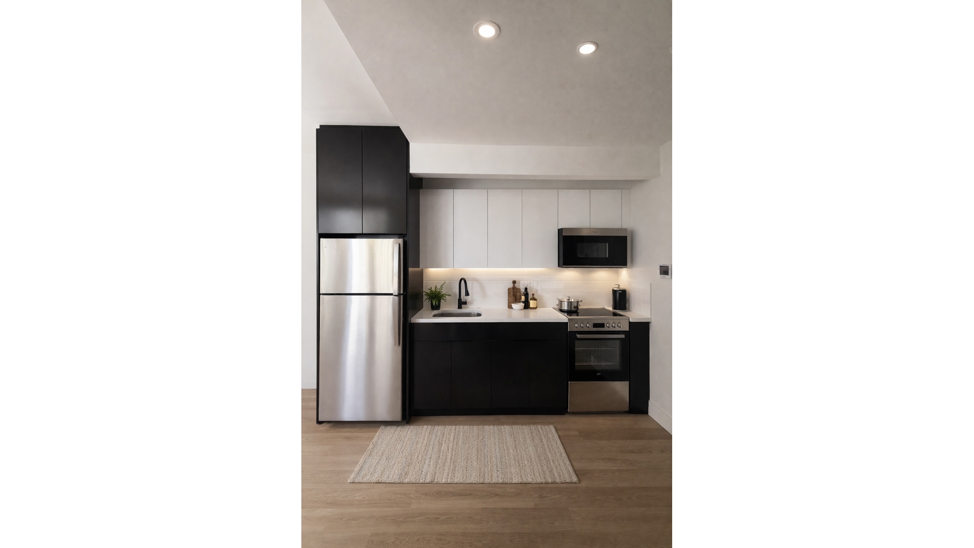 1042 President Street 8E Crown Heights Brooklyn NY 11225