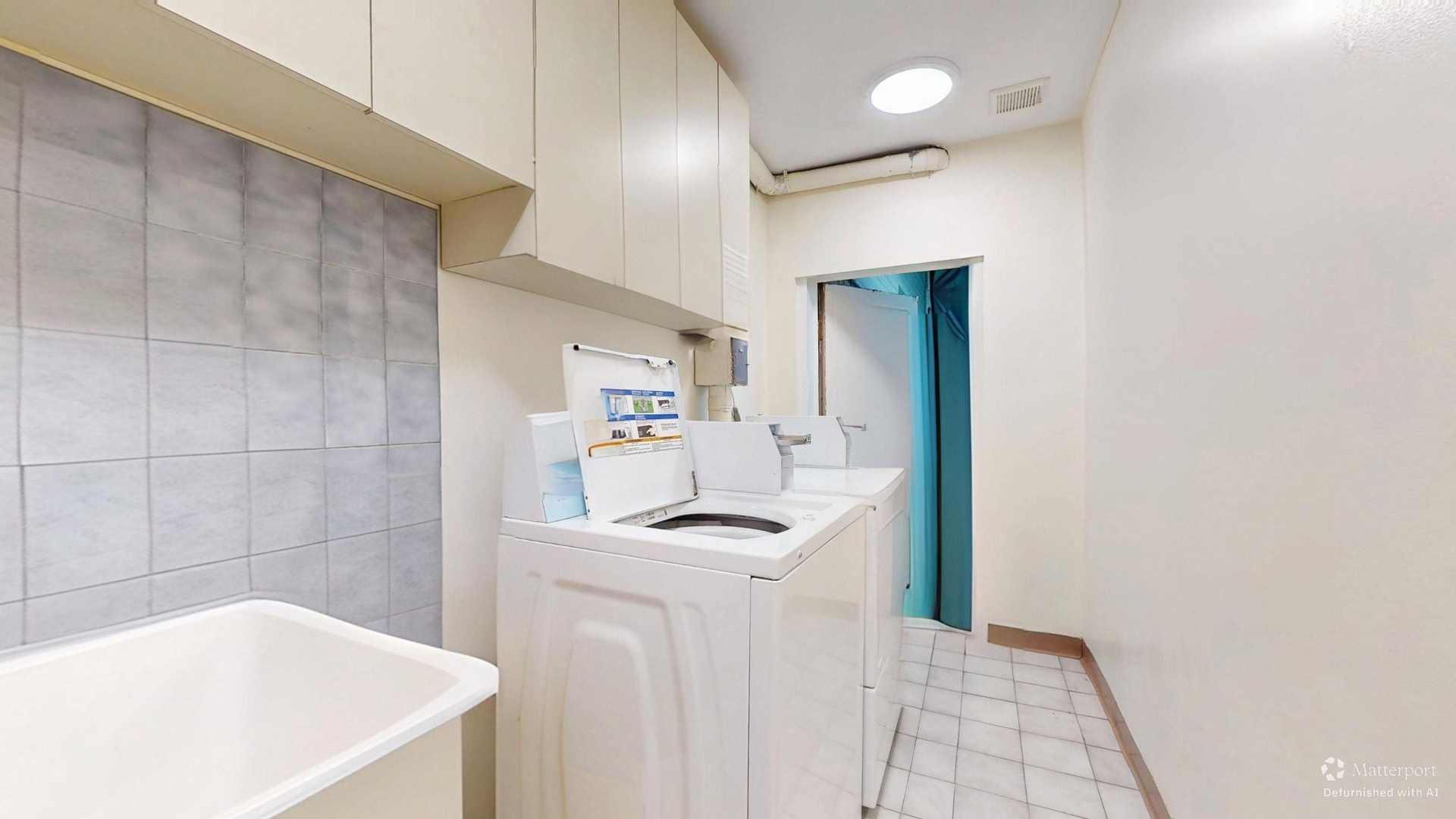 45-44 Vernon Boulevard 3 Long Island City Queens NY 11101