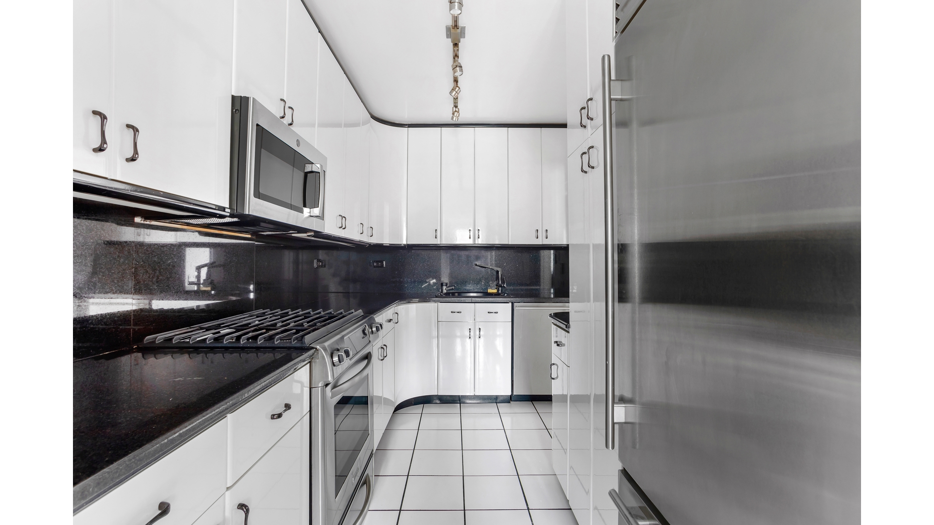 215 East 80th Street 7L Upper East Side New York NY 10075