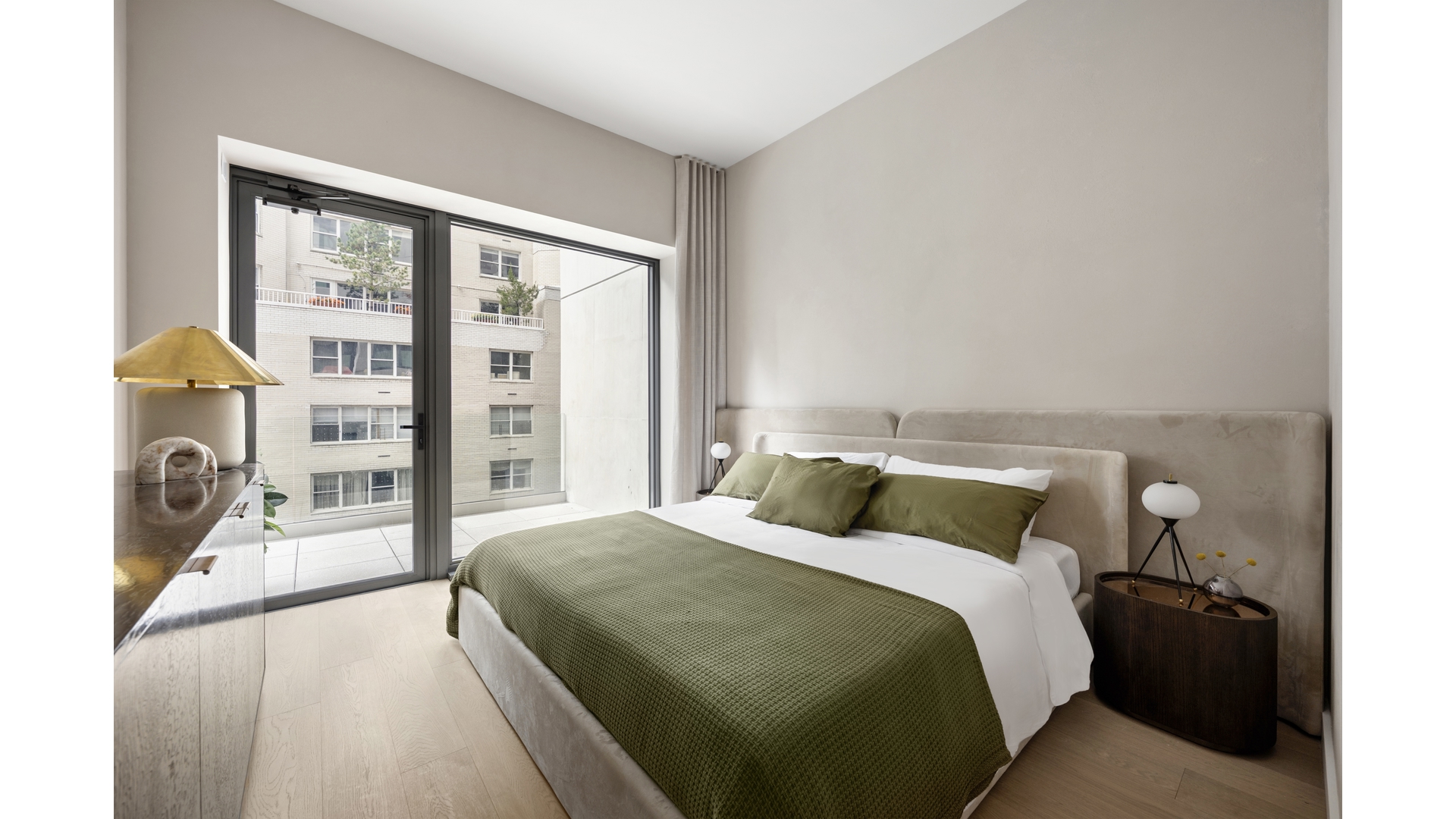 126 East 57th Street 2504 Midtown East New York NY 10022