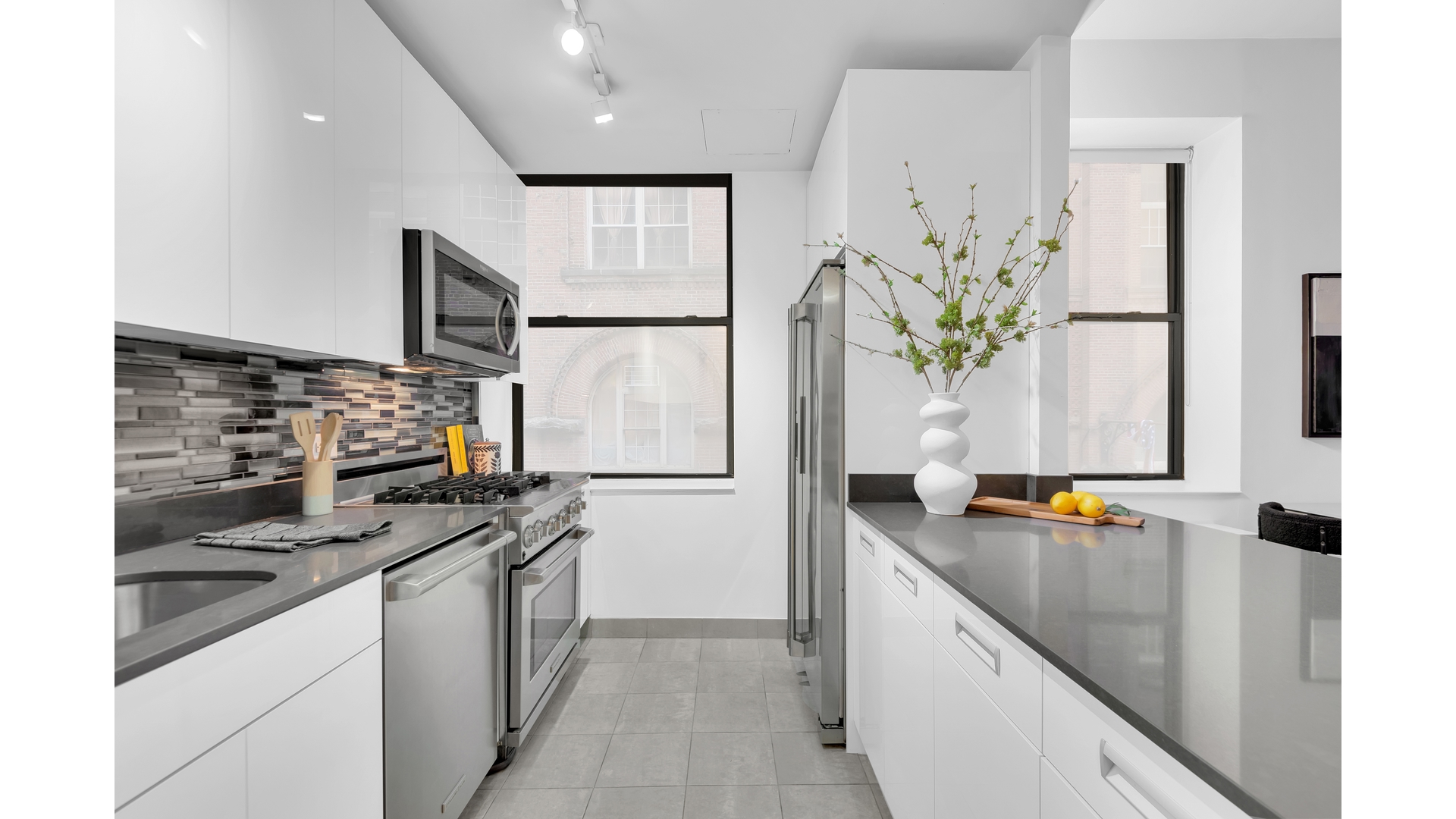 99 John Street 205 Seaport District New York NY 10038