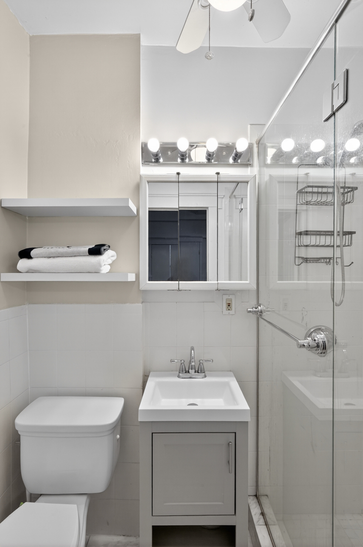 25 West 64th Street 4D Lincoln Square New York NY 10023