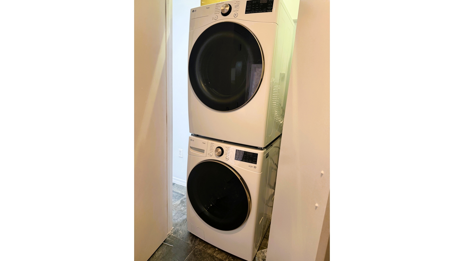 26 East 2nd Street 2 E. Greenwich Village New York NY 10003