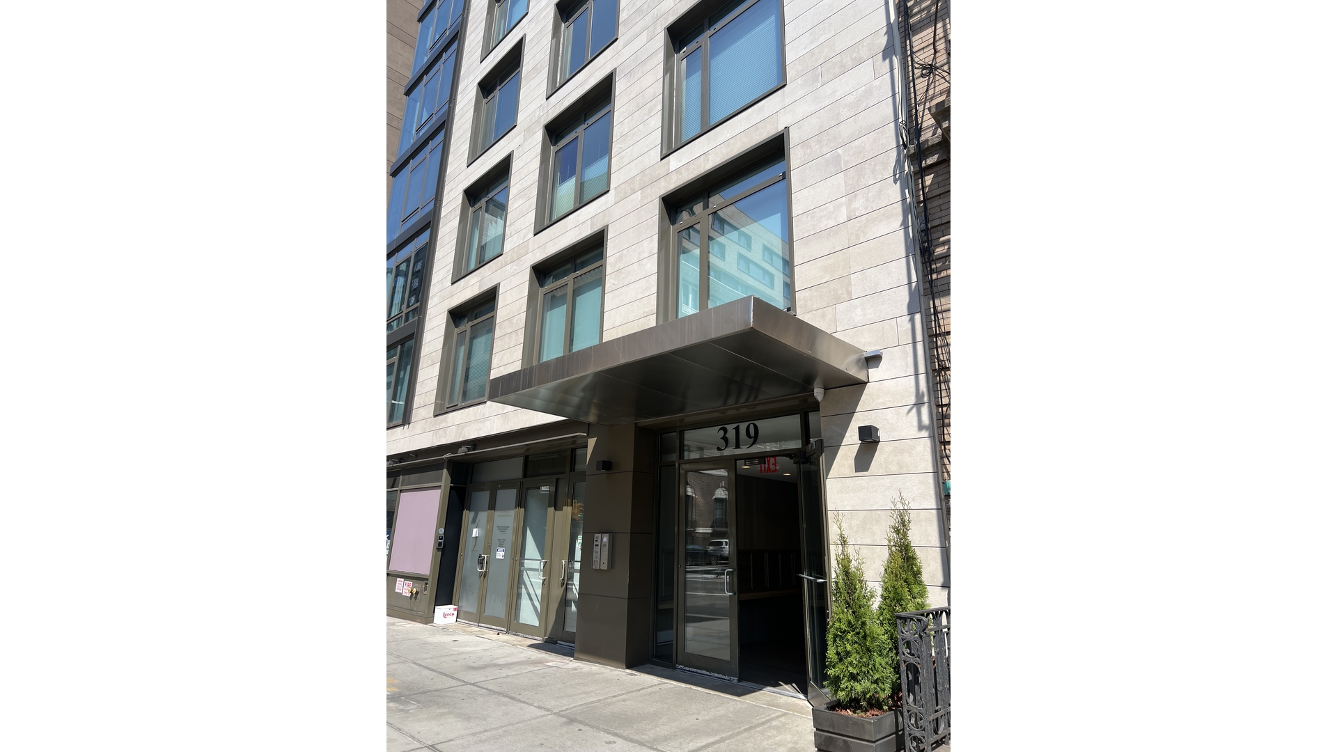 319 Schermerhorn Street 11C Downtown Brooklyn NY 11217