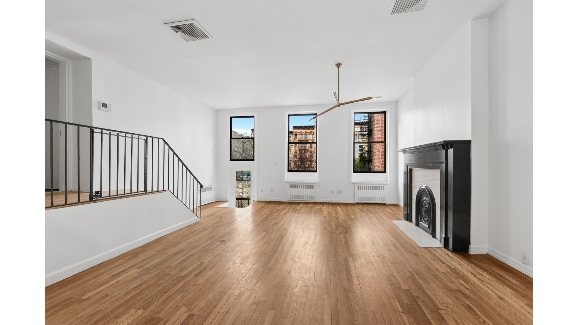 26 East 2nd Street 2 E. Greenwich Village New York NY 10003