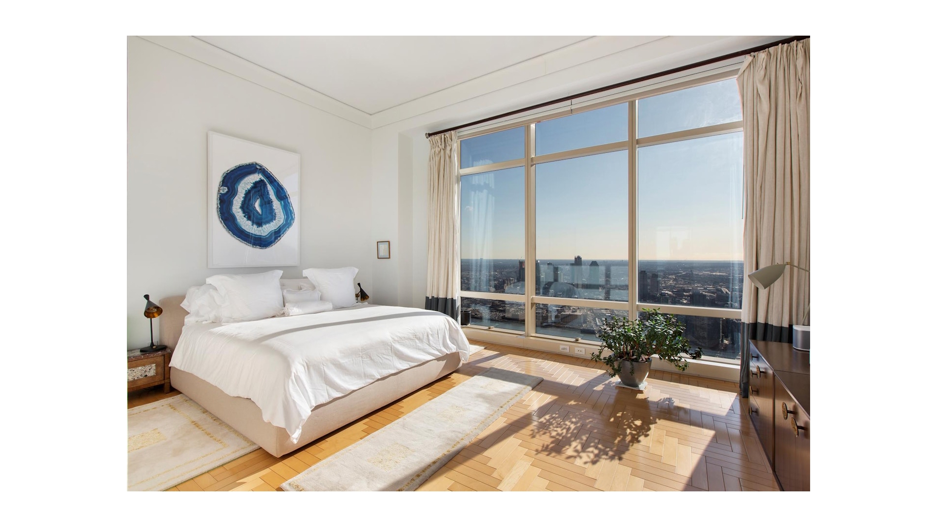 845 United Nations Plaza 82B Turtle Bay New York NY 10017