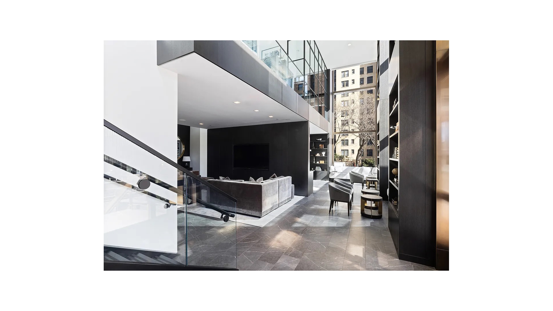 845 United Nations Plaza 82B Turtle Bay New York NY 10017