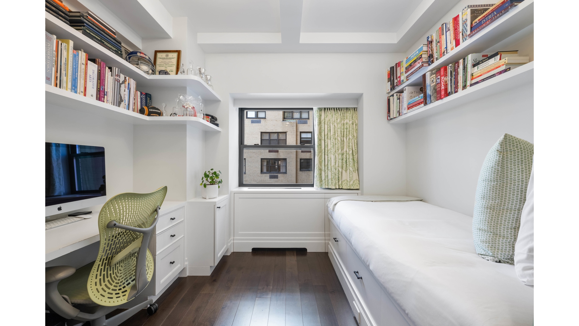 700 Park Avenue 11C Upper East Side New York NY 10021