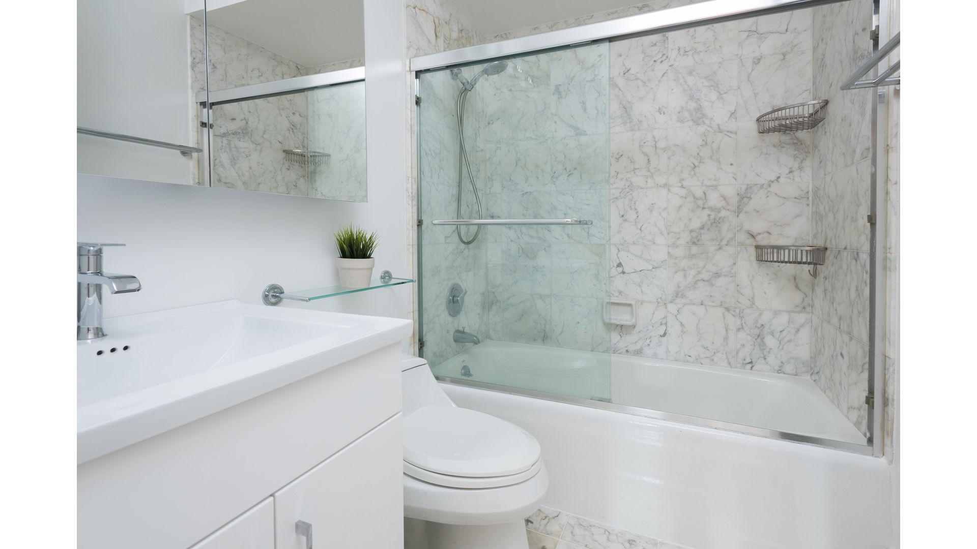 235 East 40th Street 16C Murray Hill New York NY 10016